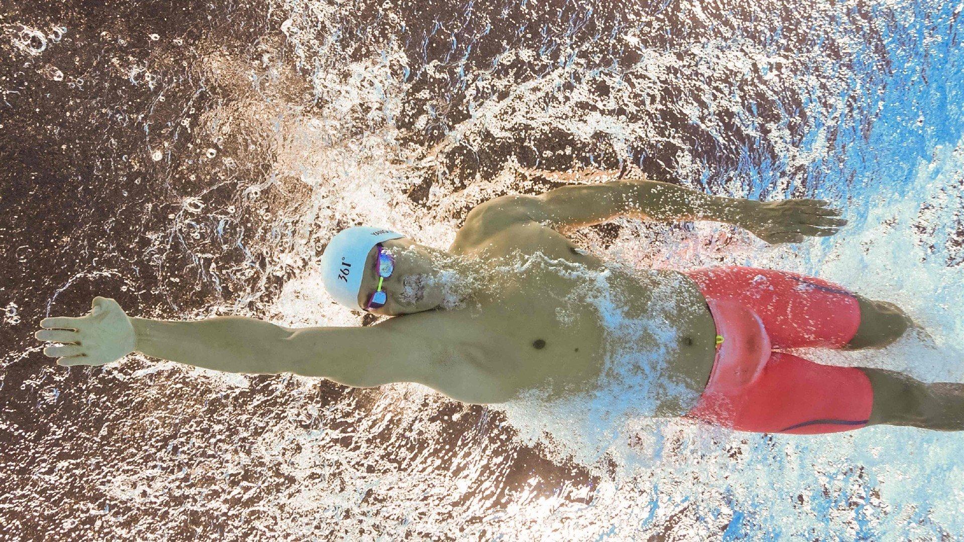 中国女排力克强敌巴西，世界联赛再添辉煌一胜